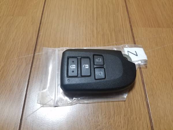 商品の通販 200系 ハイエース スマートキー レジアス パワスラ付き