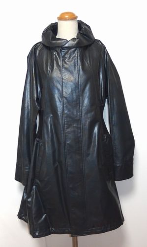●新品！イッセイミヤケ・人工皮革・ロングコート・グレー系⑲