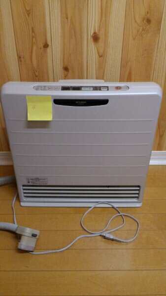 三菱ファンコンベクターVFH-58E 三菱温水暖房用ファンコンベクターVFH-58E(個人使用中古)番号B(ファン