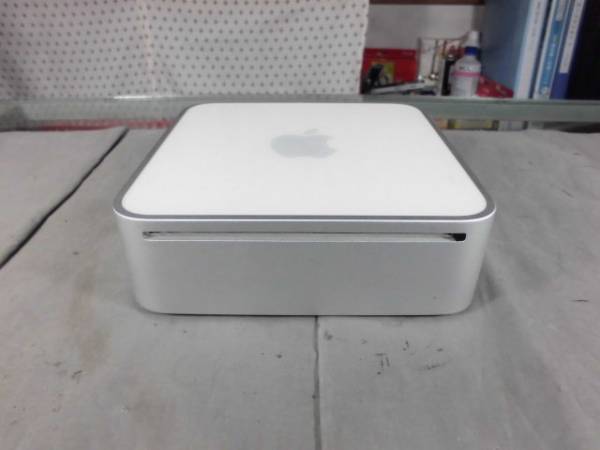 Mac mini　MC239J/A　(Core2Duo 2.53GHz、4GB、320GB、マルチ)