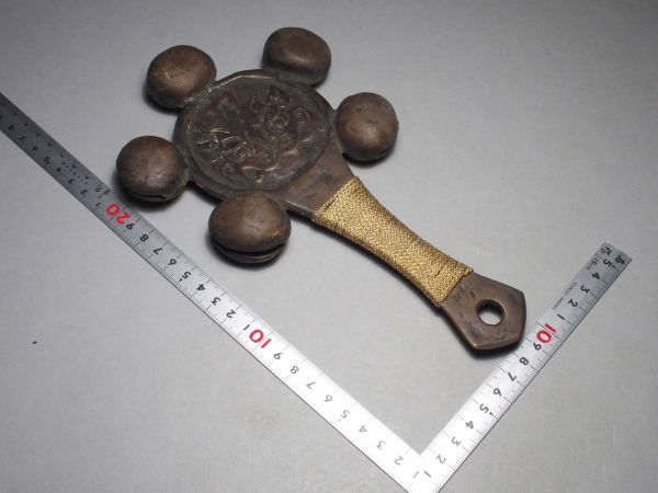 B899. 饕餮文古銅五鈴柄付 / 神具法具仏具鳴り物時代中国美術 銅製