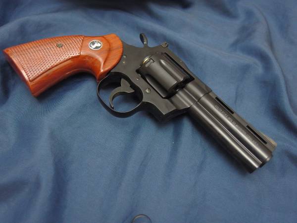 コクサイ ガスリボルバー colt PYTHON.357 4インチ コクサイ コルト