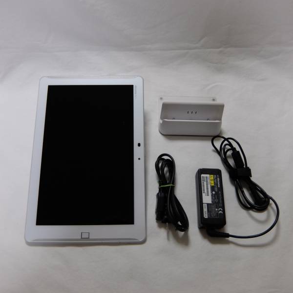 docomo ARROWS Tab F-02F