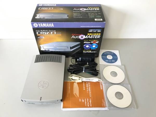 ○M【YAMAHA/ヤマハ】CD-R/RWドライブ CRW-F1 UX 付属品あり YAMAHA CD