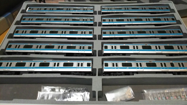 JR東日本 京浜東北線 E233系1000番台 10両 TOMIX JR | 京浜東北線 Nゲージ 0 1 E233系1000番台京浜東北線10両