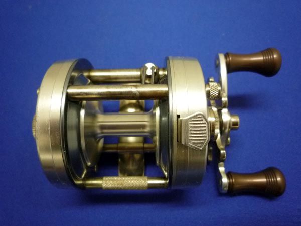 五十鈴工業 VINTAGE BC720SSS 五十鈴 五十鈴リール ブルーポップ