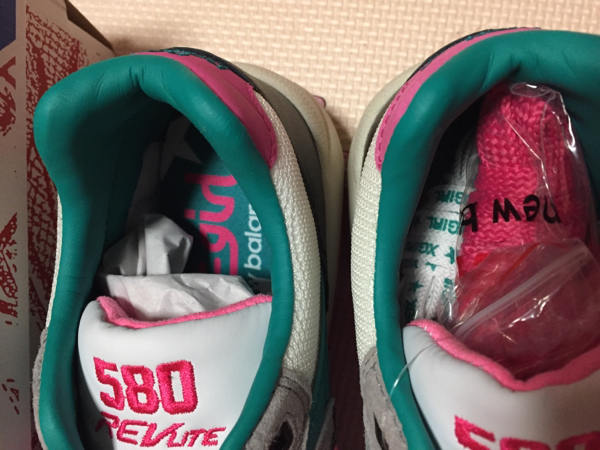 X Girl コラボ スニーカー ニューバランス Mt580 24 エックスガール 売買されたオークション情報 Yahooの商品情報をアーカイブ公開 オークファン Aucfan Com