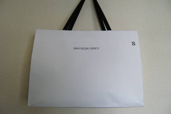 Mayson Grey メイソングレイ 17 福袋 中身抜き取りなし メイソングレイ 売買されたオークション情報 Yahooの商品情報をアーカイブ公開 オークファン Aucfan Com