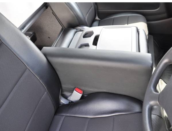 200系ハイエースDX用オグショーESアームレスト