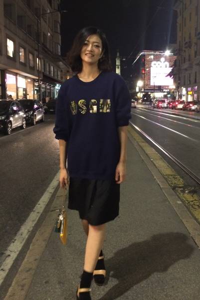 MSGMユニセックスビジュー刺繍ロゴスウェット サイズM