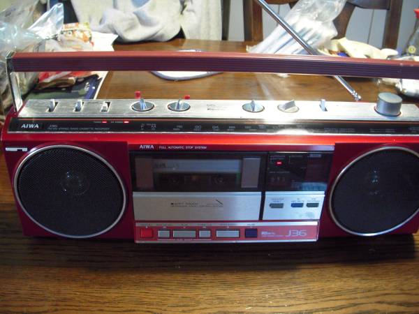 AIWA アイワ CS-J36 昭和レトロ ラジカセ ラジオカセット ジャンク品