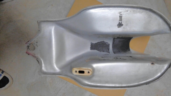 SR400/SR500 社外 FRP タンク 検)BSA アルミタンク カフェ FRP goods