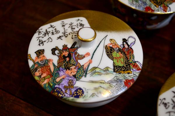 緑屋*長■SALE箱付七福神　九谷　栄利作　茶器揃　蓋付　湯呑*7