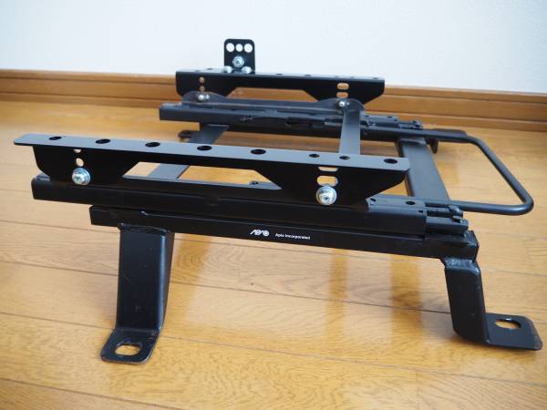APIOアピオJB23/33/43 ROADWINレカロ用シートレール＆フレーム