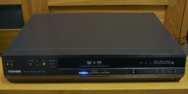 東芝 HDD600GB/DVDレコーダー RD-X5 アナログハイエンドモデル 【公式