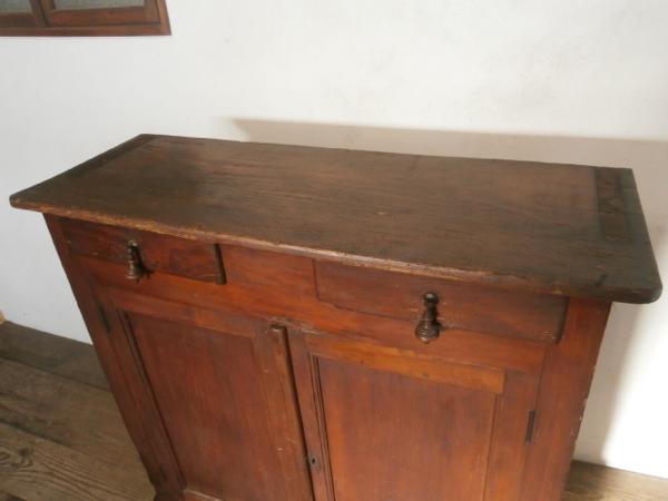 L465◆英国アンティーク◆重厚な古い木製キャビネット◆飾り棚C キャビネット 公式クラシックデモダン アンティーク家具