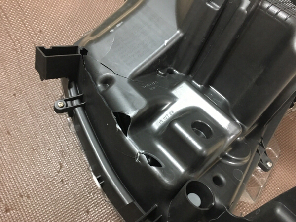 トヨタ アルファード 30系 左ヘッドランプ ジャンク品 刻印ハ 81150