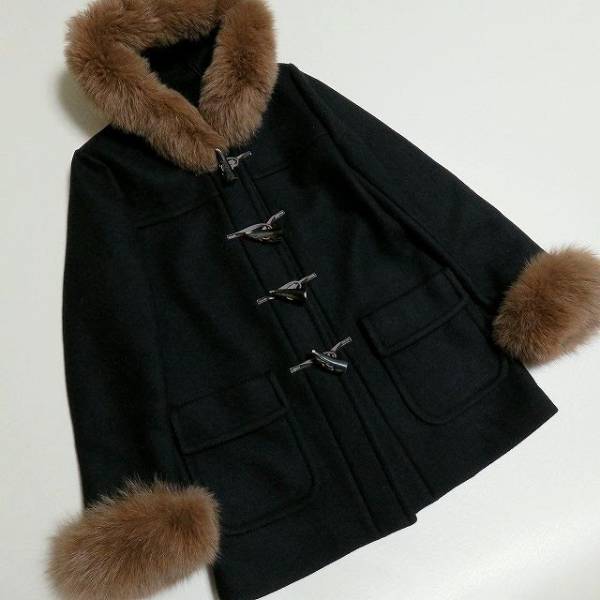 panaji ファー付ダッフルコート黒 ジャケット・アウター