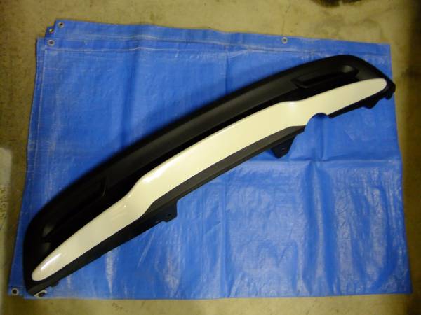 売りきり　ＣＲＺ　ＺＦ1　ＺＦ2　リヤバンパーディフューザー　71502-ＳＺＴ-Ｊ00　パール