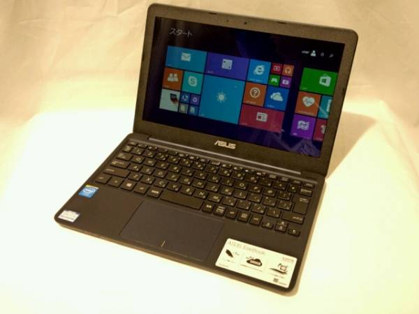 ASUS N53T N53TK-SX0AB AMD A8-3520M 1.60GHz 8GB 15.6型 DVDマルチ