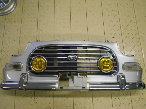 L700 ミラジーノ 純正 フロントバンパー グリル フォグランプ付き