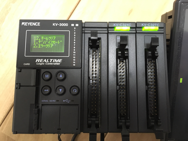 キーエンスKV-3000 ロジックコントローラ VT3-W4M タッチパネル