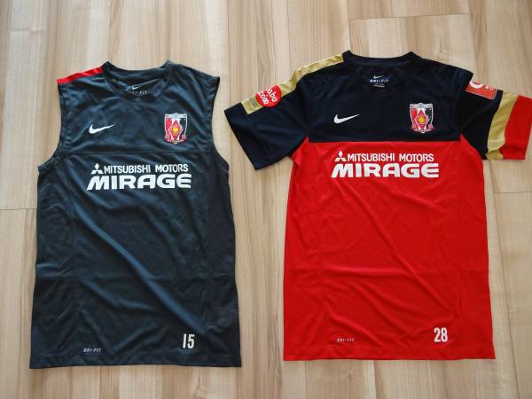 【美品】浦和レッズ 練習着 半袖シャツ＋ノースリーブ サイズL DHL