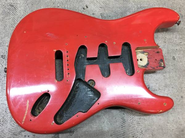 70年代 Fender ストラトボディ