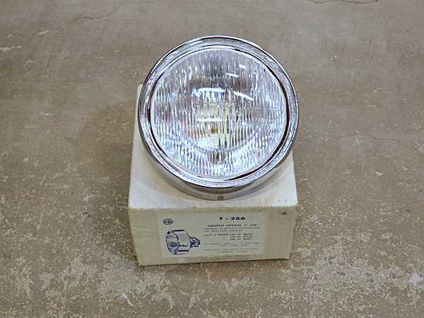 Head light assy. Vespa Rally/GTR/SprintV/TS New BOSATTA 新品　イタリア製社外品