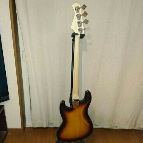 バッカスBJB-1R-FL(フレットレス) プチモディファイ