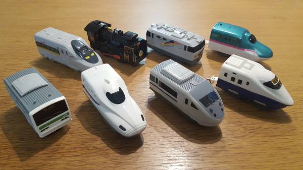 ■プラレール■ハッピーセット■7台＋おまけつき■外遊び用に_2