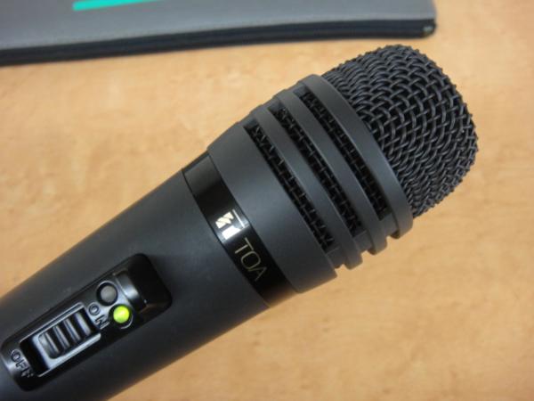【1円スタート!　売切り!!】②TOA WM-1200 ワイヤレスマイク　ケース付　中古ＡＢランク　送料格安!