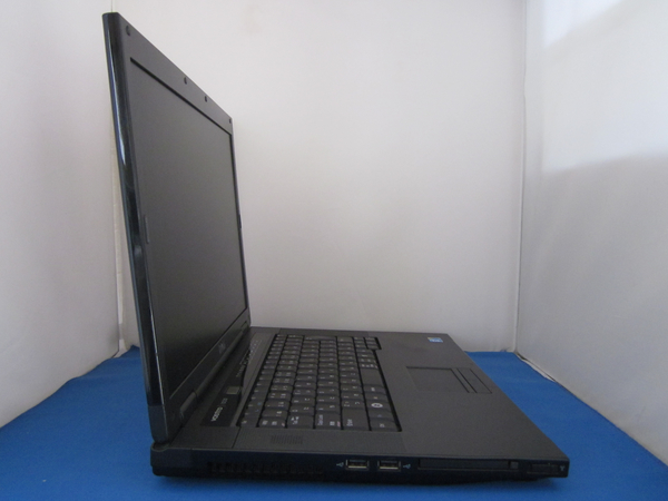 ジャンク DELL Vostro 1520 Core2Duo P8600 2.40GHz 2GB HDD無