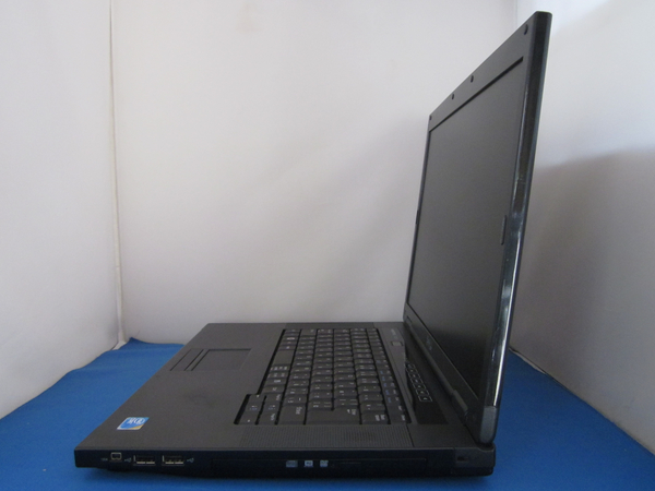 ジャンク DELL Vostro 1520 Core2Duo P8600 2.40GHz 2GB HDD無