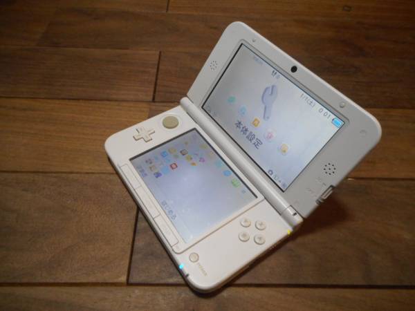 I【完動品】3DSLL本体ホワイトVer11.0.0-33J