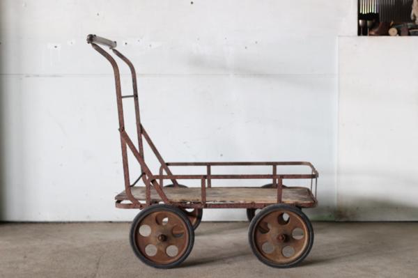 ❀アンティーク／トロッコ荷車 （198 トロッコ Stock Photos, High-Res 