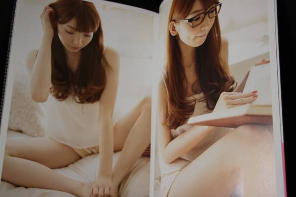 MariIro＞帯付、生写真付、井上麻里奈ファースト写真集 アニメ声優