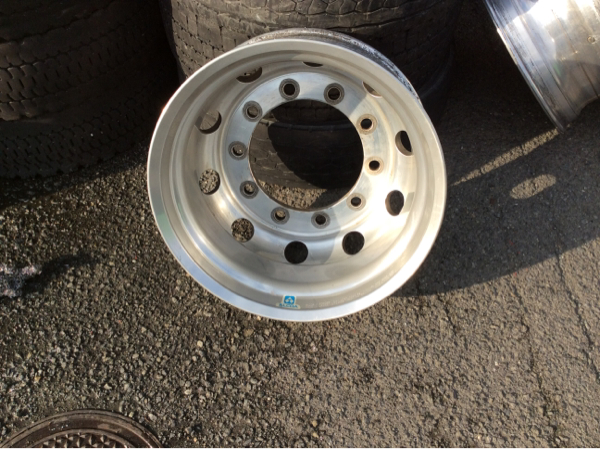 車 22.5インチ アルコア製 アルミホイール kuni様専用