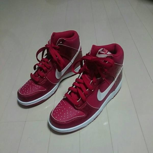 Nike ナイキ ダンク 24cm ハート 24 0cm 売買されたオークション情報 Yahooの商品情報をアーカイブ公開 オークファン Aucfan Com