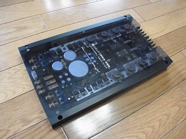 ★☆高音質　4ｃｈアンプ　 ＨＥＬＩＸ ヘリックス ＨＸＡ４００☆★