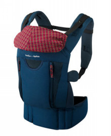 ファミリアfamiliar×アップリカ抱っこ紐