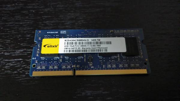 送料込み 美品 パソコン用メモリ。CFD PC3-12800ノート用(4GB) D3N1600Q-4G [D3N1600Q4G]　「SO-DIMM　のDDR3 SDRAM 」_2