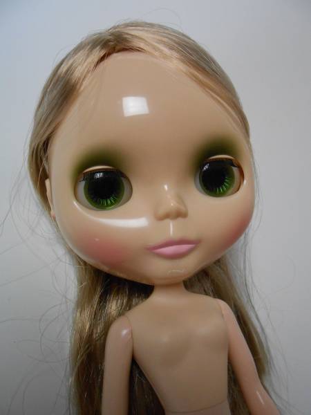 人気，SALE Blythe ブライス 豆千代コラボ ストロベリーミルフィーユ 本体のみ(ネオブライス)｜売買されたオークション情報、yahooの商品情報をアーカイブ公開 - オークファン 本体