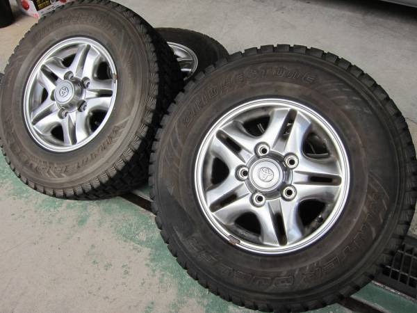 【YOKOHAMA ice GUARD G075 275/70R16】スタッドレス バリ溝【トヨタ ランクル100 純正ホイール 16インチ 8J5HPCD150+60】　(VTF255) クレジットカード QR決済可能 アイスガード SUV G075 国産 新品 スタッドレスタイヤ 16インチ タイヤ