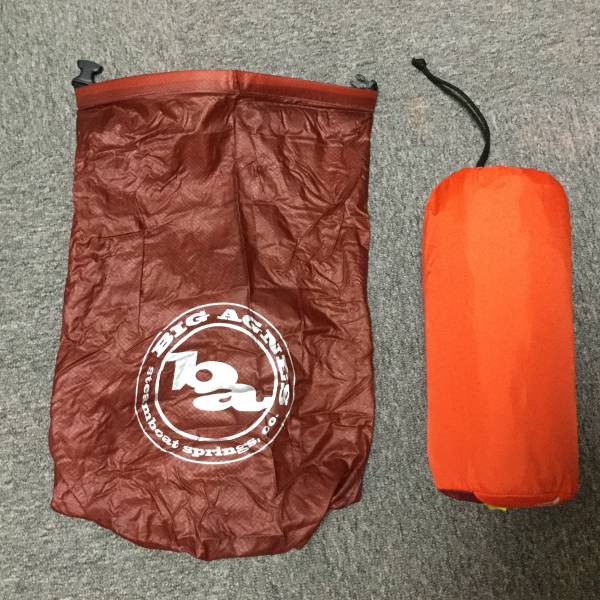 【快速旅団】VAUDE NORRSKENファウデ ノルフェーン マット ポンプ付