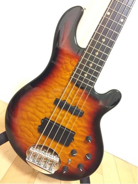 【良音】LAKLAND SL55-94 DELUXE － USAに負けない良音と良い弾き心地♪