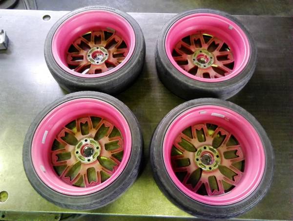 桜 ホイール 16インチ ピンク｜車外アクセサリー 