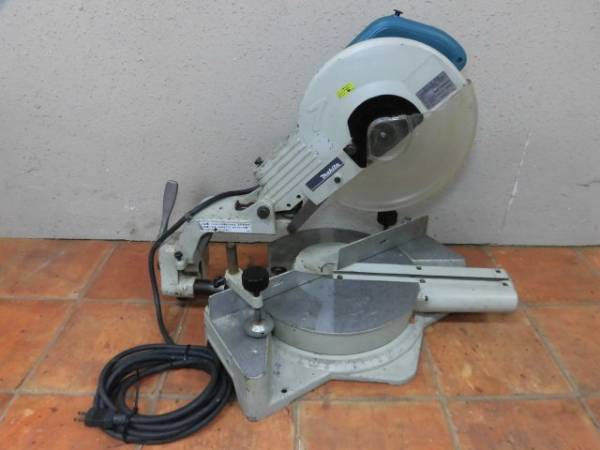 A229◎マキタ 260㎜ 10型スライドマルノコ LS1011◎