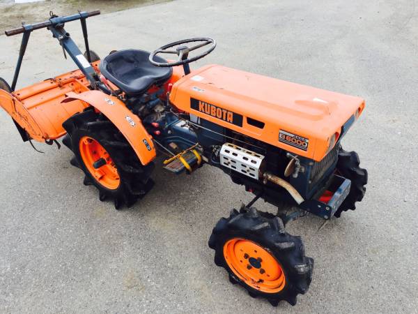 【クボタ】トラクター B6000 売り切り!! クボタ トラクター B6000 4WD 11馬力 中古(車体)｜売買され