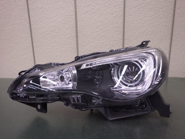 4027042 スバル BRZ ZC6 前期 左ライト HID KOITO 100-60167 スバル